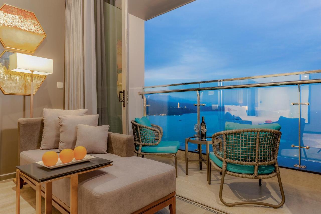 Le Sands Oceanfront Danang Hotel Dış mekan fotoğraf