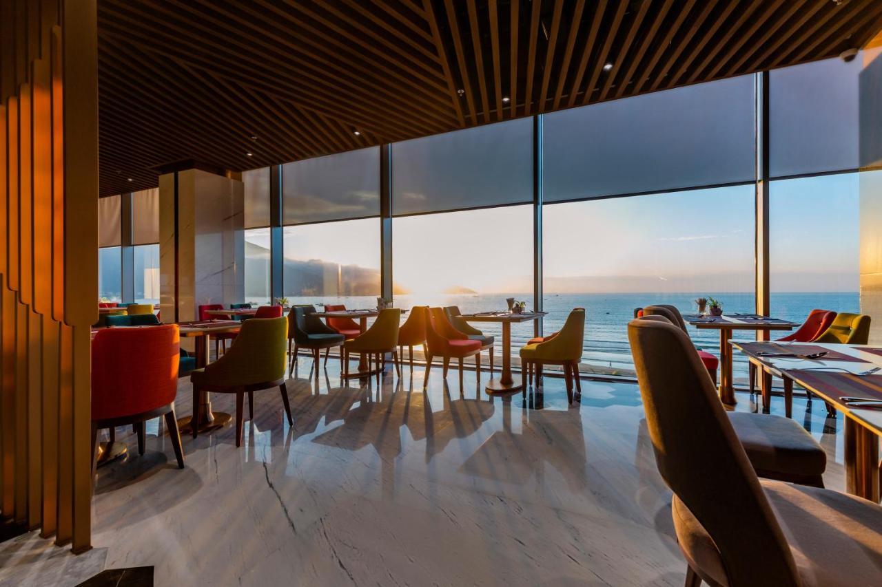 Le Sands Oceanfront Danang Hotel Dış mekan fotoğraf