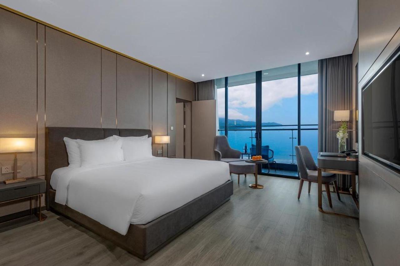 Le Sands Oceanfront Danang Hotel Dış mekan fotoğraf